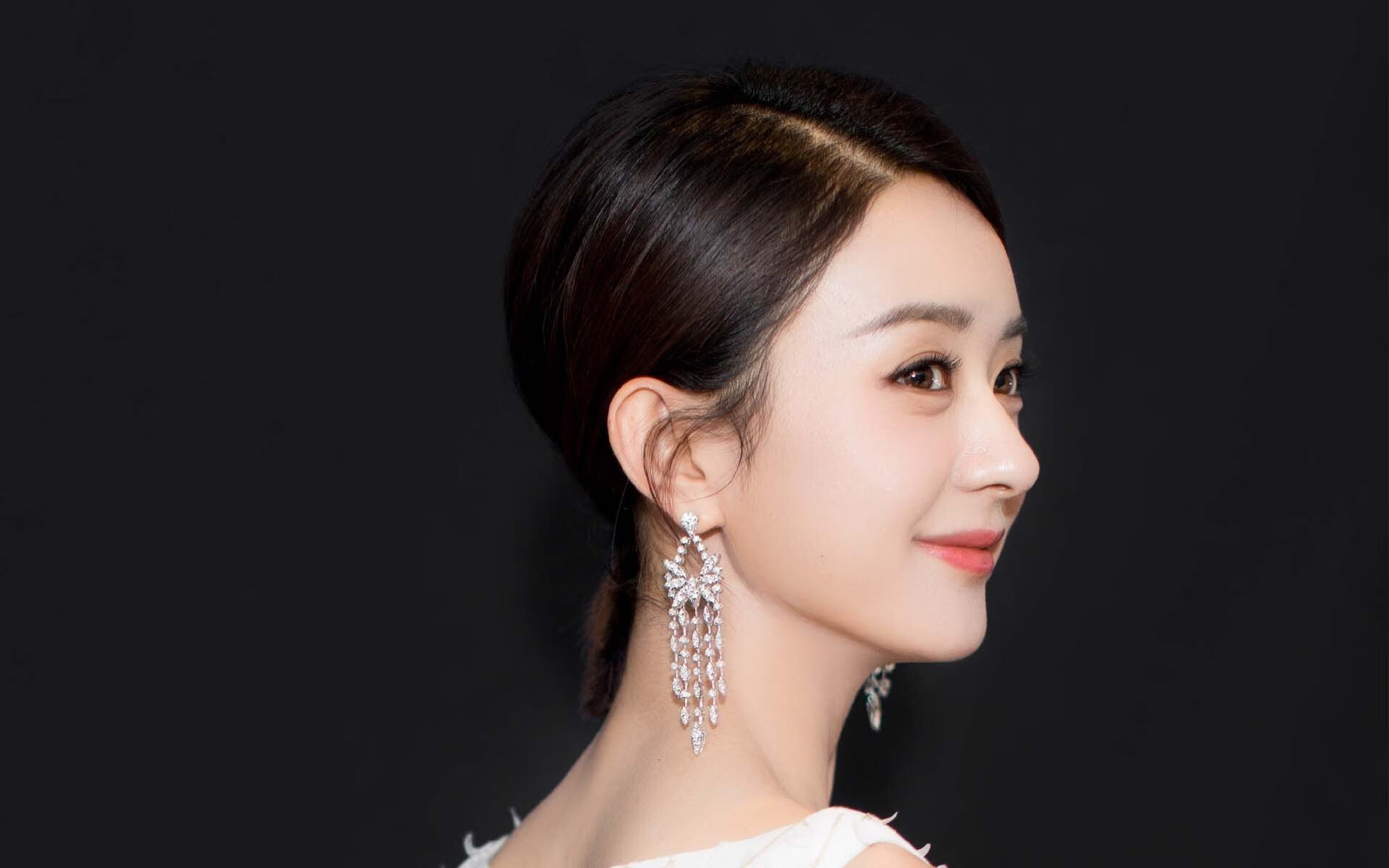 爱游戏电竞同步-“青少年足球科技创新应用，打造智慧足球生态”，青少年足球技术